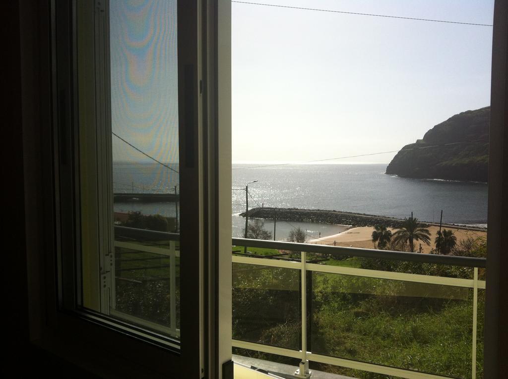 House On The Beach Machico  Exteriör bild