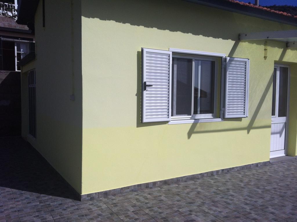 House On The Beach Machico  Exteriör bild